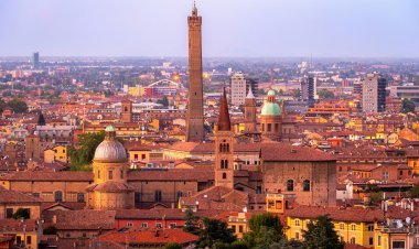 Discover Bologna: The Heart of Italian Culture and Cuisine